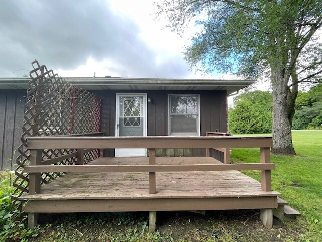 Building Photo - 601 Rizek Dr