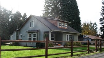 Building Photo - 10717 NE 189th St