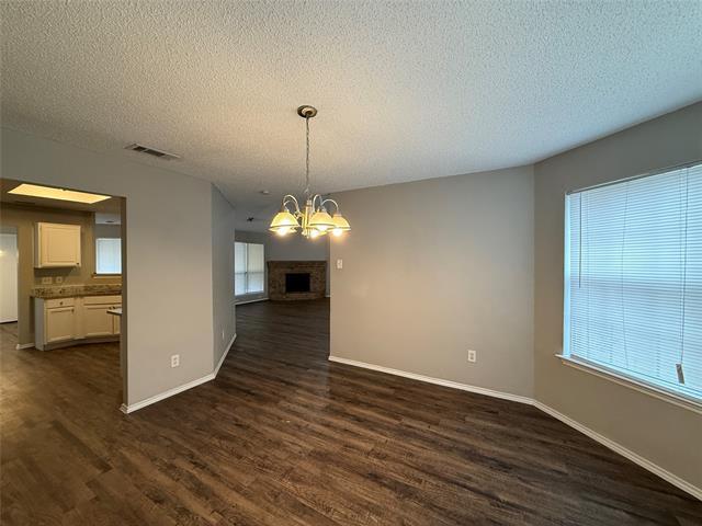 Building Photo - 5047 Hollow Ridge Rd