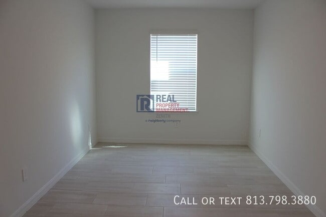 Building Photo - 1716 Tropical Oasis Ave