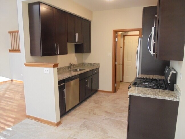 Building Photo - 736 Big Timber Dr