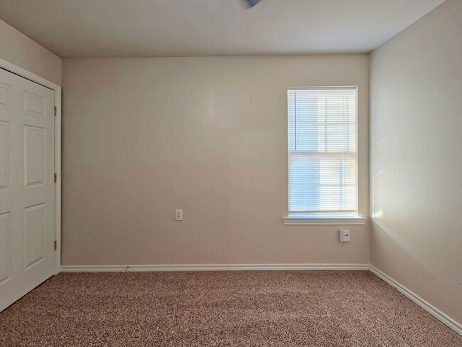 Building Photo - Spacious 4-Bedroom Home Near Cooper North Elementary