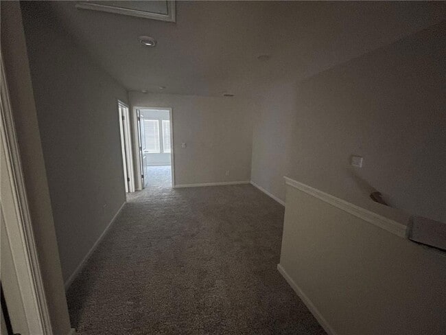 Building Photo - 108 Cedar Ln