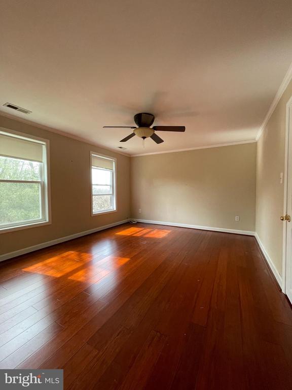 Building Photo - 7007 Grove Rd