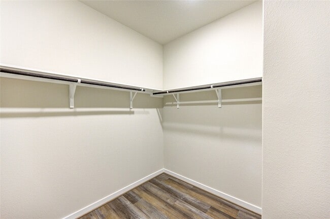 Building Photo - 6219 Lost Rdg Ln