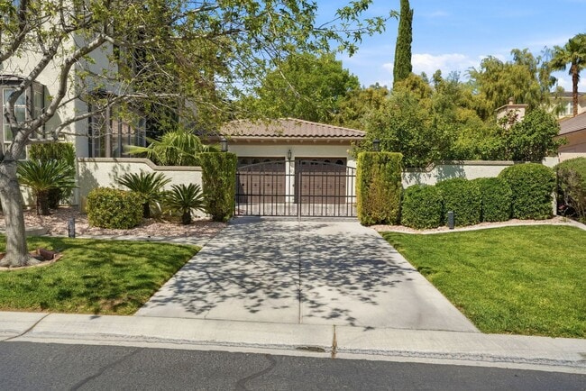 Building Photo - Private Gated Christopher Homes Estate in The Vineyards | Resort-Style Backyard & Strip Views