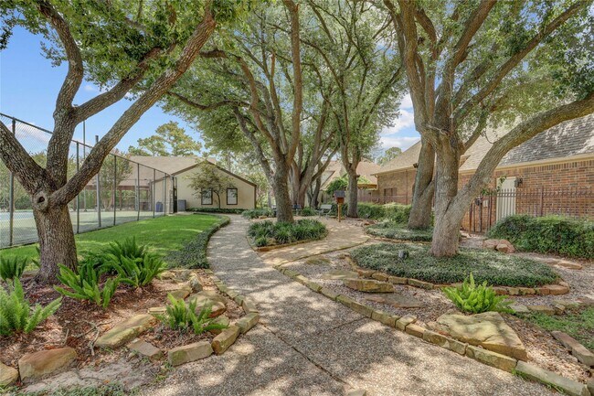 Building Photo - 11703 Wickhollow Ln