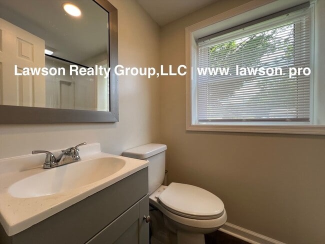 Building Photo - Updated Ranch in Glenvar with Garage and Bonus Room