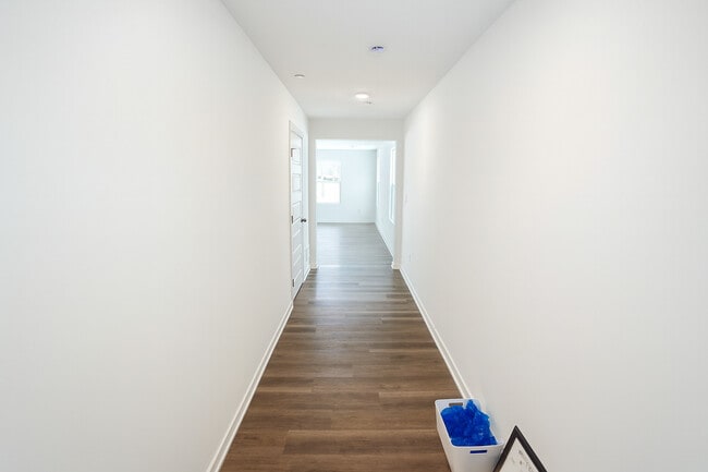 Building Photo - 3527 Richardson Cir