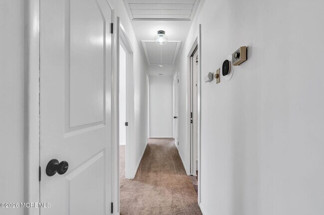 Building Photo - 46 Sunset Ave