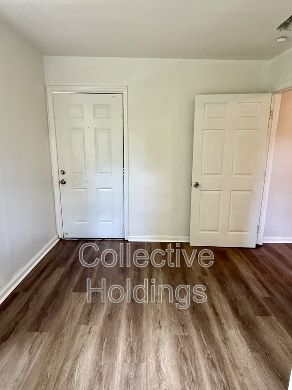 Building Photo - 7312 Naples Ave