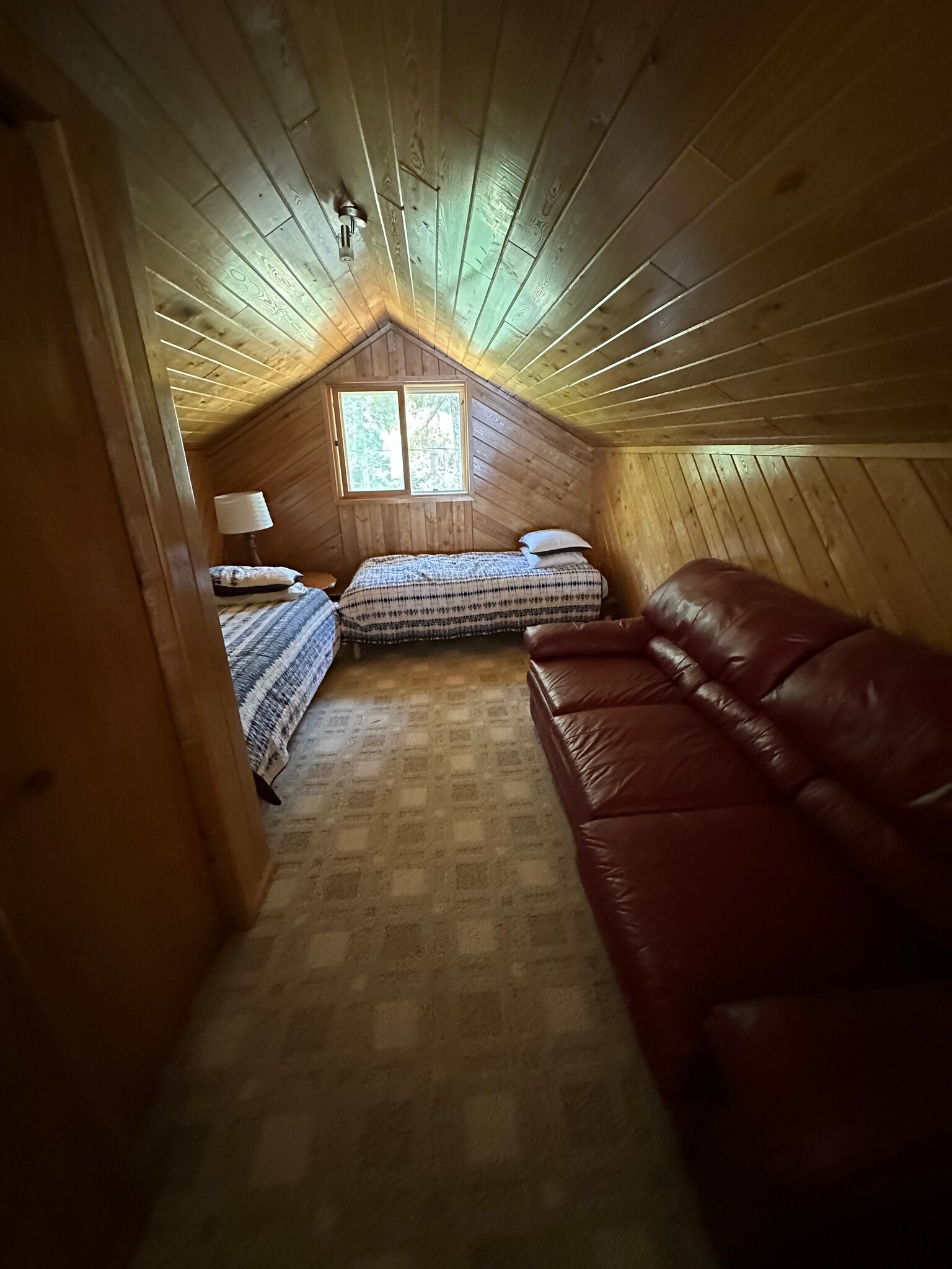 Building Photo - 8037 E Shore Dr