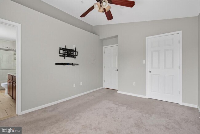 Building Photo - 12825 Fair Briar Ln