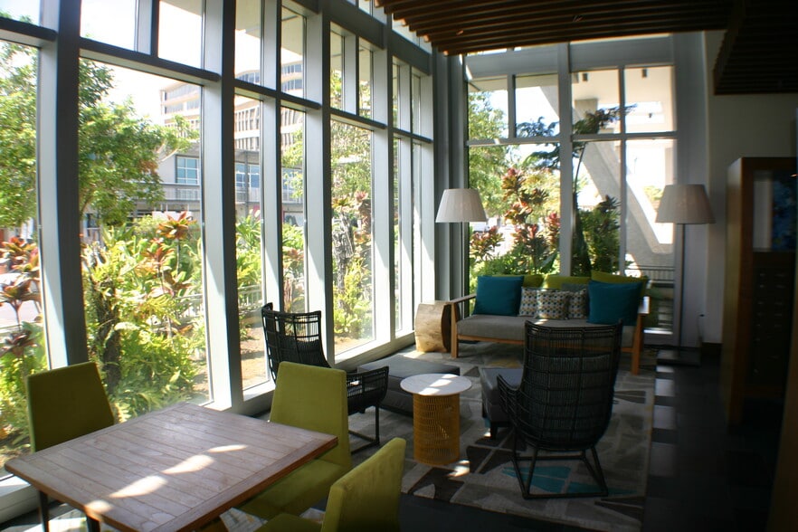 Building Photo - 600 Ala Moana Blvd