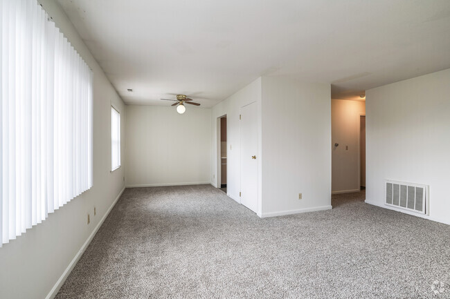 2 BR, 1 BA - Living Room - Hessel on the Park