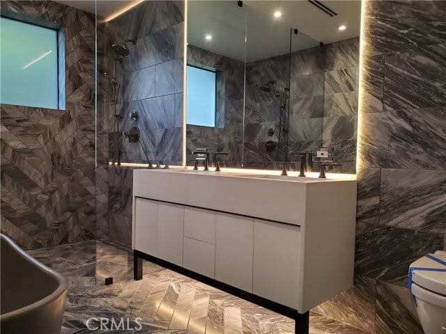 Building Photo - 5710 Hill Oak Dr