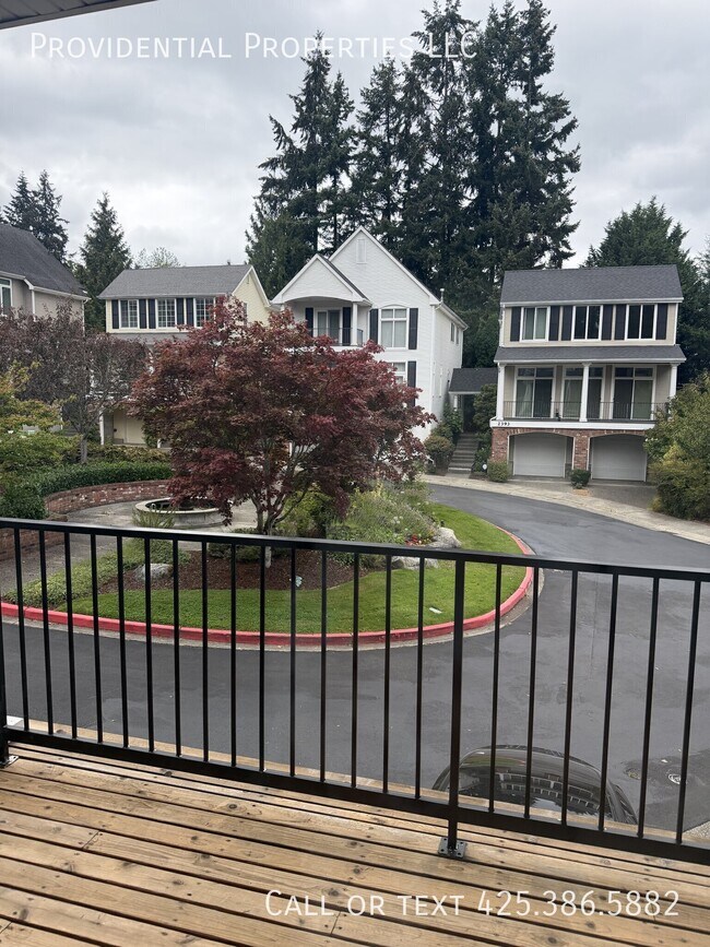 Building Photo - 2395 132nd Ave SE