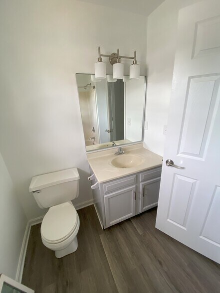 Primary bathroom - 741D Union St