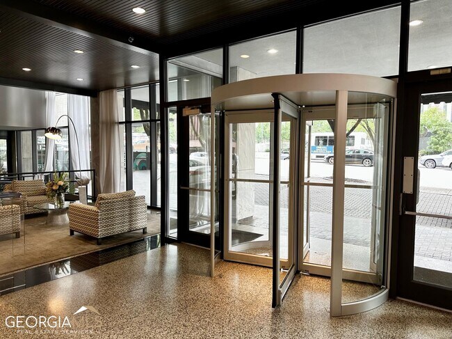 Building Photo - 620 Peachtree St NE