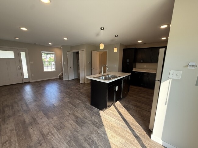 Building Photo - 106 Terrace Drive