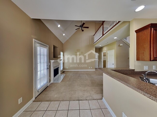 Building Photo - 1017 Stonehollow Way