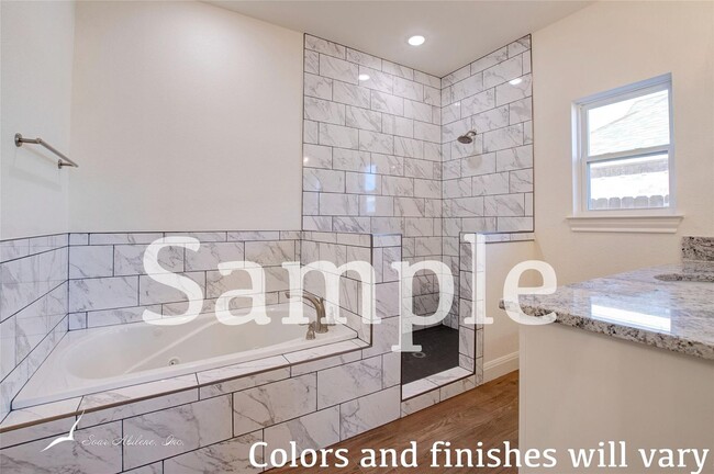 Building Photo - Stunning 4-bedroom, 2-bathroom home