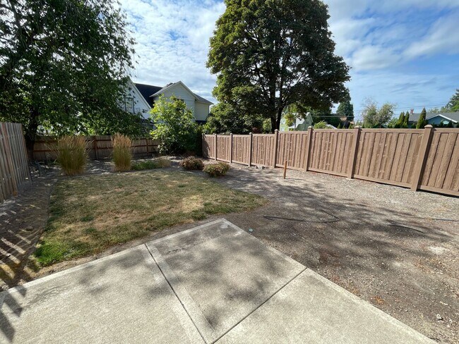 Building Photo - 419