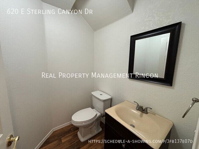 Building Photo - 620 E Sterling Canyon Dr
