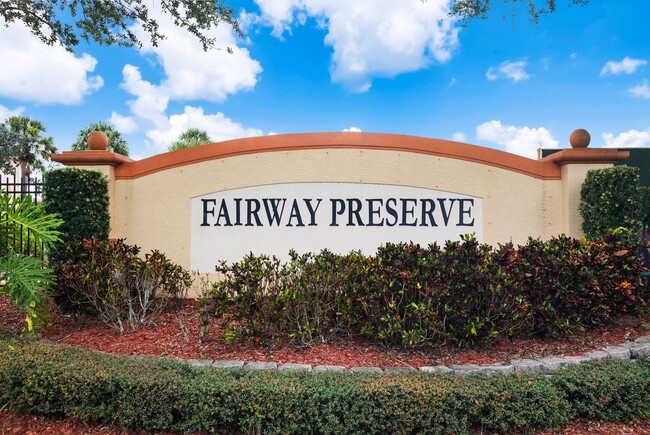 Building Photo - ** FAIRWAY PRESERVE ** 3 BED / 2 BATH COND...