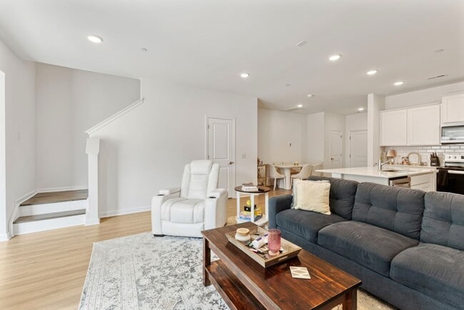Building Photo - New Construction Charmer in Fairview