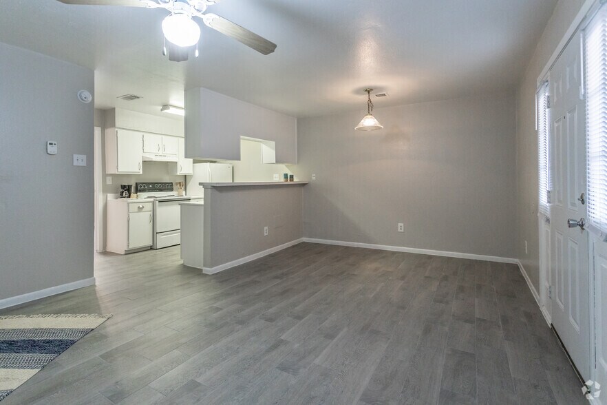 Shoal Pointe Apartments 813 Bay St N Texas City TX 77590 Apartment