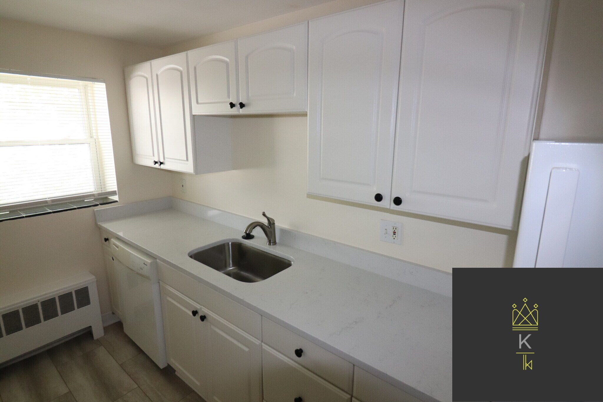 Building Photo - 47 Broadway