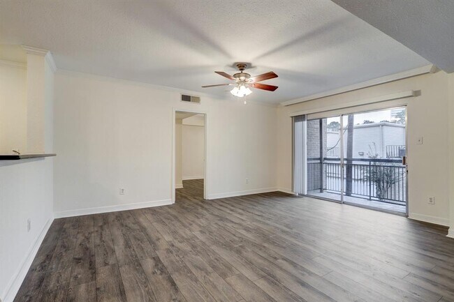 Building Photo - 4515 Briar Hollow Pl