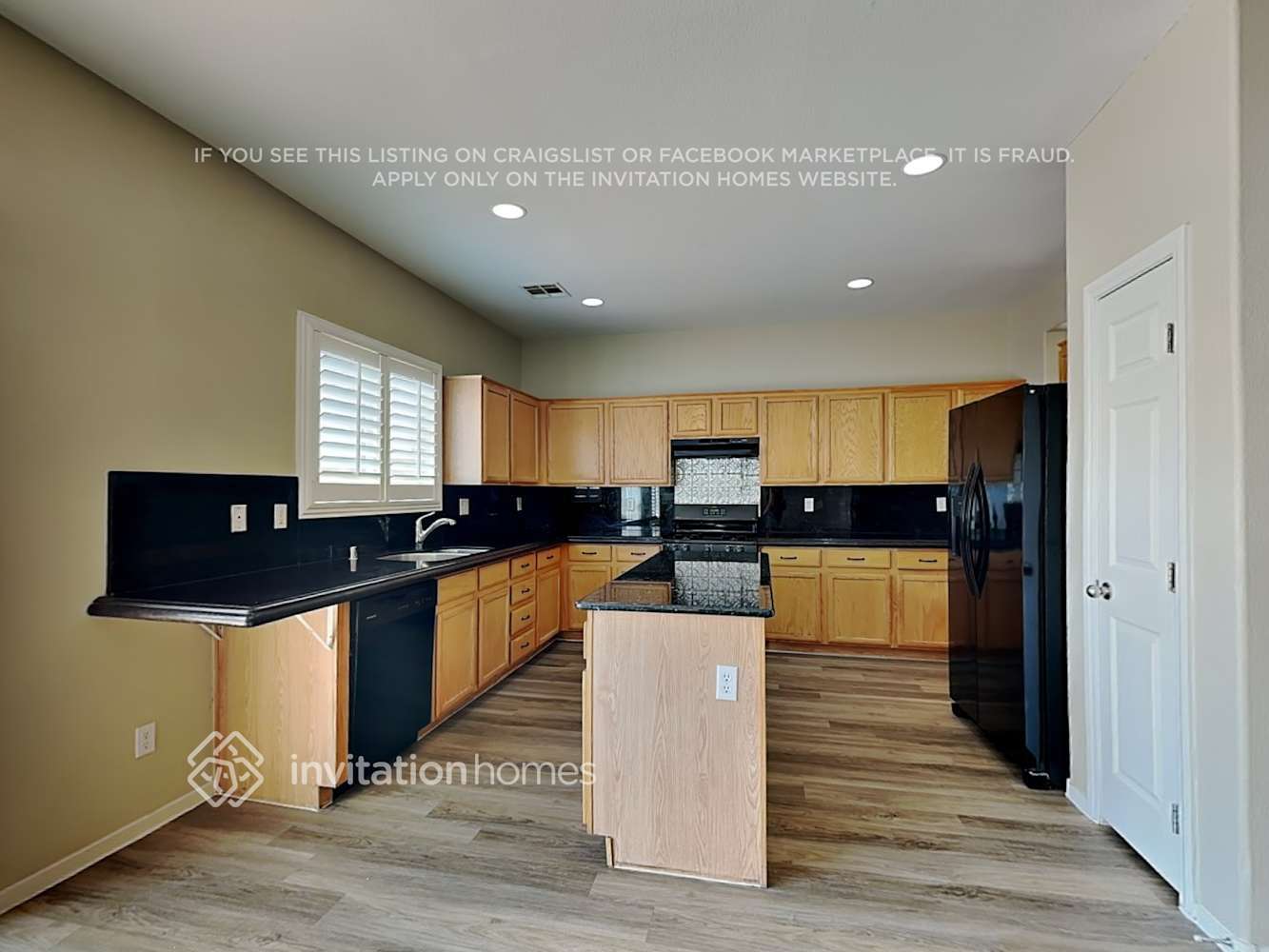 Building Photo - 1637 Rising Pebble Ct