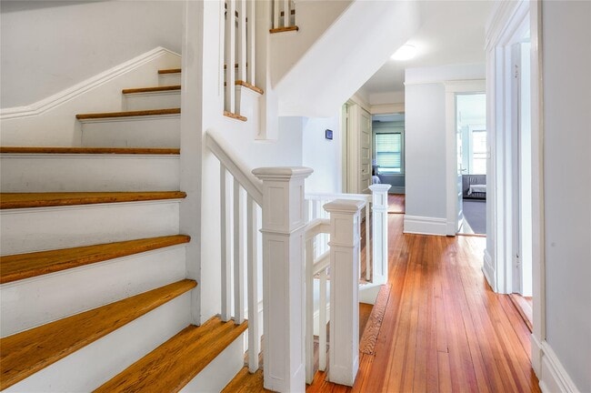 Building Photo - 25 Highbrook Ave
