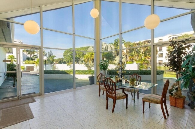 Building Photo - 890 N Federal Hwy