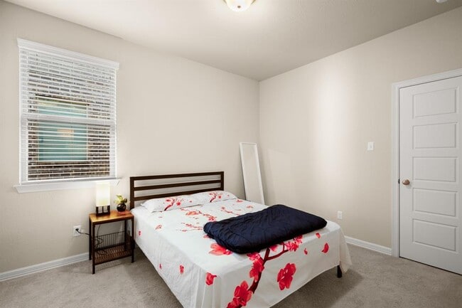 Building Photo - 18101 Pomelo Ln