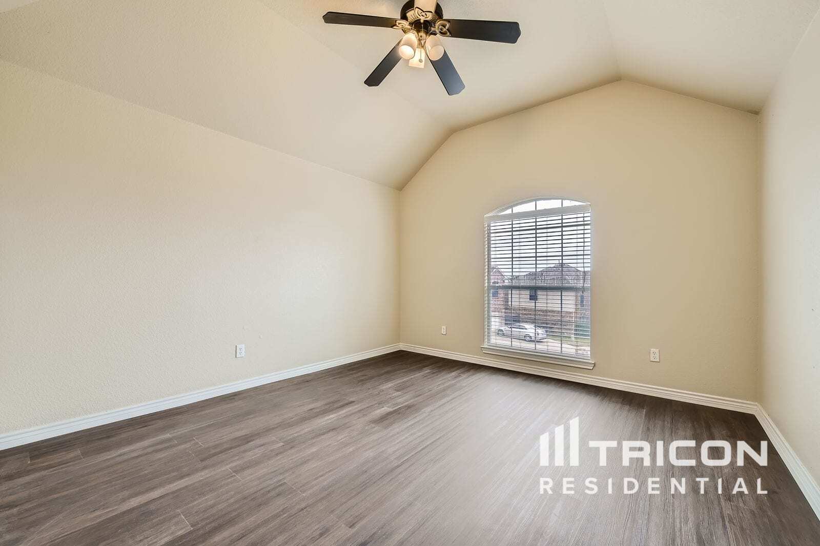 Building Photo - 5001 Pallas Ct