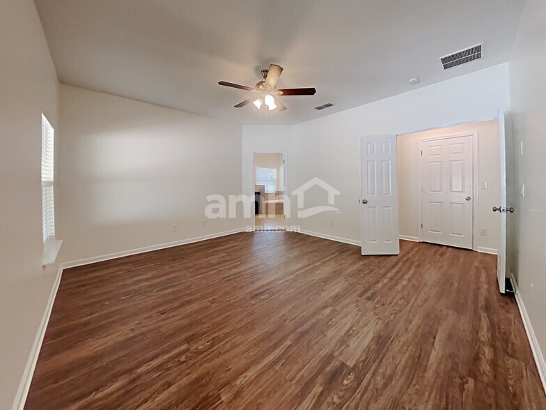 Building Photo - 85036 Furtherview Ct