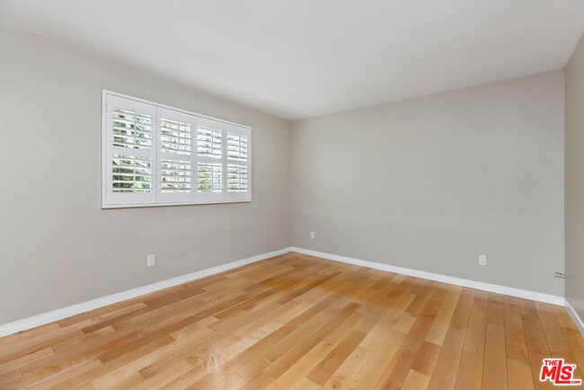 Building Photo - 17207 Palisades Cir