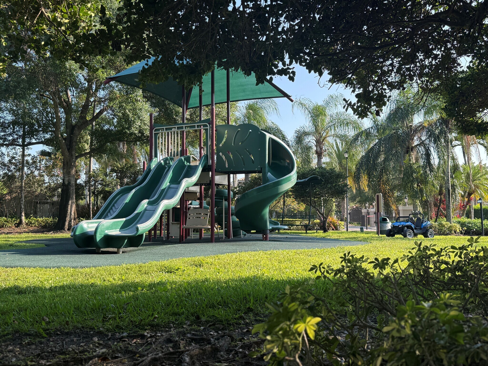 Building Photo - 5527 NW 125th Ter