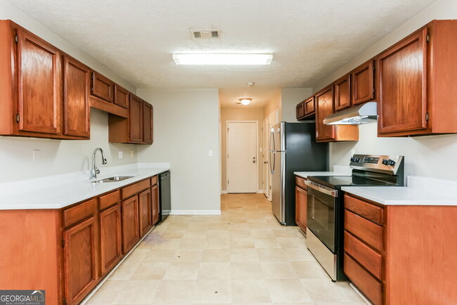 Building Photo - 7960 Creekstone Way