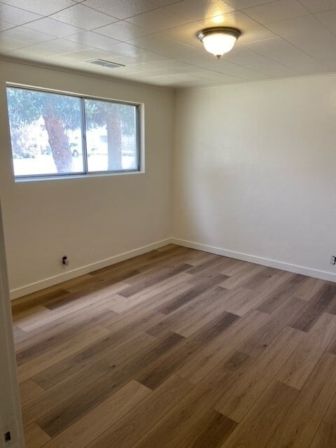 Building Photo - 380 E 600 N