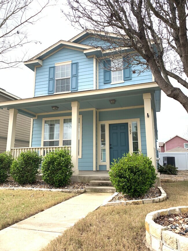 Primary Photo - 1702 Sand Hills Dr