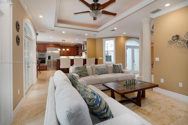 Building Photo - 4065 Battersea Rd