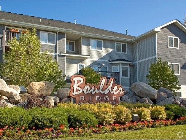 Building Photo - Boulder Ridge