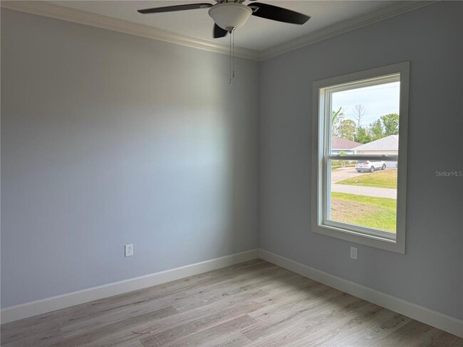 Building Photo - 234 Long Meadow Ln S