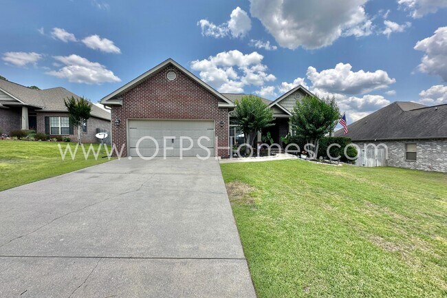 Building Photo - 606 Rowan Cir