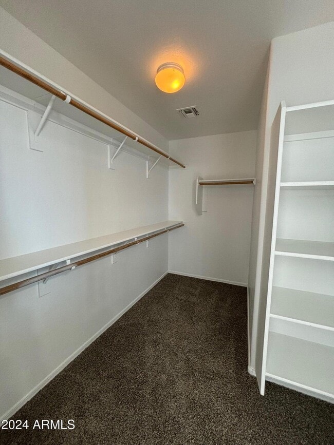 Building Photo - 9205 W Cordes Rd