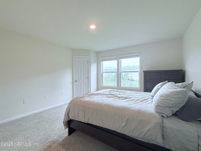 Building Photo - 48 Java Ln